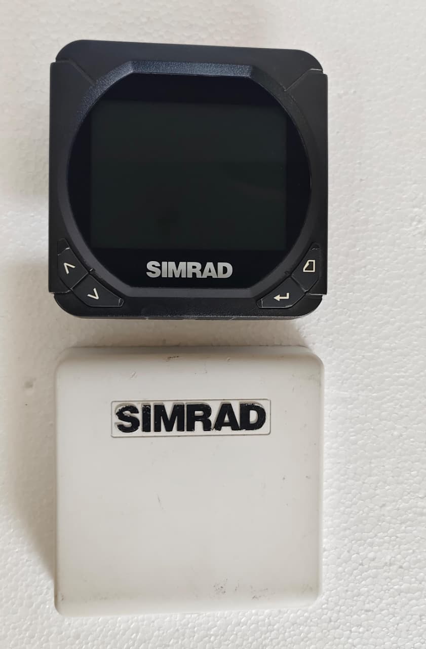 SIMRAD IS40 SPEED,DEPTH PACK DIGITAL DISPLAY